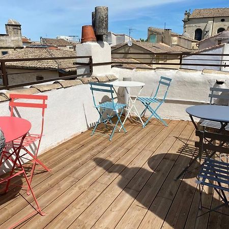 La Tour 2: Appart Neuf Au Coeur De La Petite Venise LʼIsle-sur-la-Sorgue Exteriér fotografie